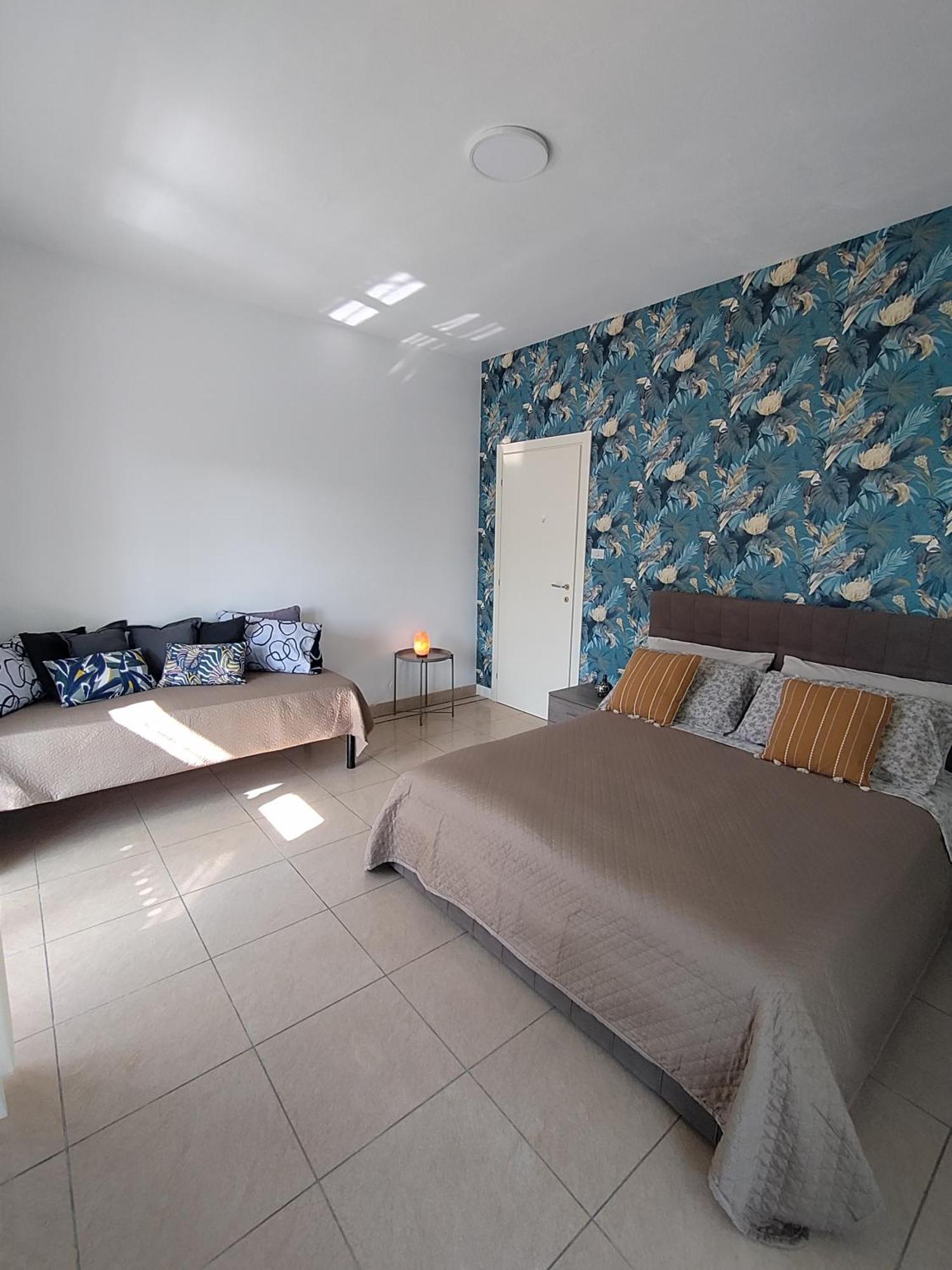 La Dimora Degli Artisti Bed & Breakfast Пескара Стая снимка