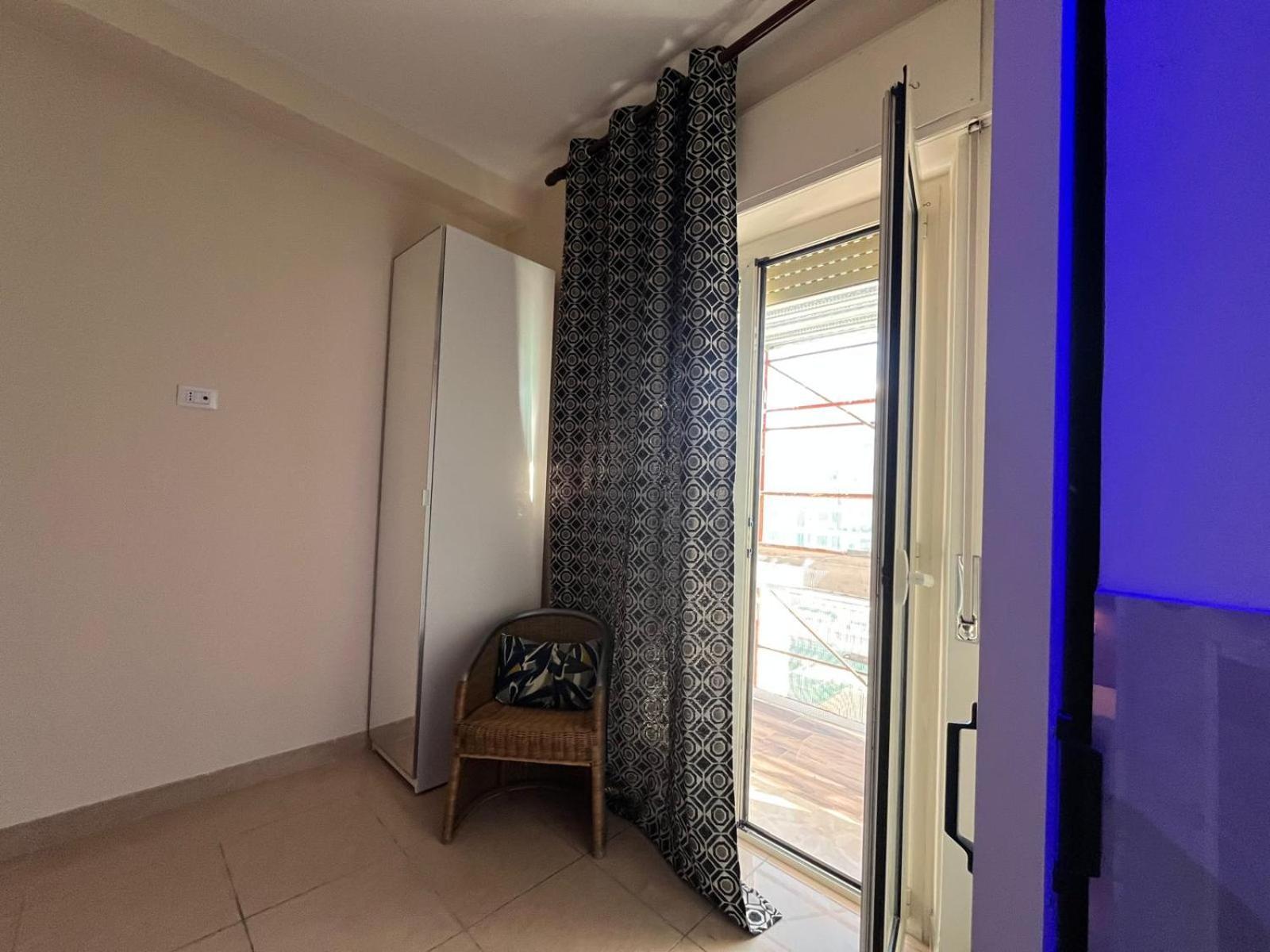 La Dimora Degli Artisti Bed & Breakfast Пескара Стая снимка